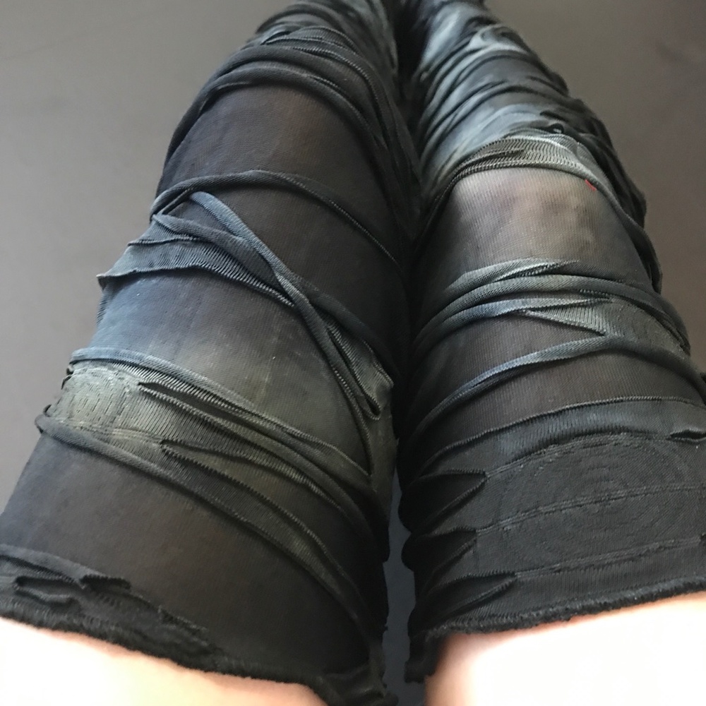 Gray Mummy Leg Warmers Bandage Knee Socks Wrap Up Black Thigh Highs Zombie Goth - Picture 4 of 9